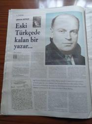 Cumhuriyet Dergi Gazetesi - 5 Ekim 2003- Sayı 915 - Sendikalı Kadının Dergisi Petrol İş Kadın - Orhan Mithat - Kayıp Romancının İzinde- İki Bağımlı Anlatıyor - Sigara Yararlı Prezervatif Zararlı - 40. Deauville Briç Festivali