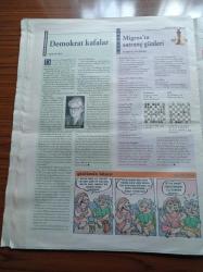 Cumhuriyet Dergi Gazetesi - 5 Ekim 2003- Sayı 915 - Sendikalı Kadının Dergisi Petrol İş Kadın - Orhan Mithat - Kayıp Romancının İzinde- İki Bağımlı Anlatıyor - Sigara Yararlı Prezervatif Zararlı - 40. Deauville Briç Festivali