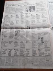 Cumhuriyet 2 Gazetesi - 22 Aralık 1993 - Anadolu Toprağı Analarla Dolu - Ana Tanrıça Erkek Egemenliğini Tartışıyor: Robin Hood'dan Sonra Üç Silahşörler - CD Rom Teknolojisiyle Yaratılan İlk Albümü Peter Gabriel Xploral - Şostakoviç'in Beşinci Senfonisi - Jimi Hendrix Kırmızı Şarapla Boğularak Öldü - Ağalık Düzeninde Sınıf Çatışması Gömlek Filmi - Erdal Özyağcılar - Berhan Şimşek