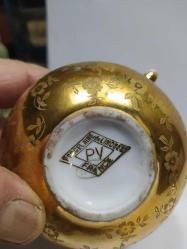 P60---FRANSIZ LIMOGE ALTIN VARAK YAŞLI PORSELEN SÜTLÜK--BU DURUMU İLE SATIŞTA