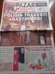 Hürriyet Pazar Gazetesi - 13 Ekim 2002 - Antik Heykellerde Testis Oranını Hesapladı Nobel Ödülünü Kaptı - Polisin Travesti Araştırması - Süreyya Ayhan'ın Menajeri Hermens İlk Kez Konuştu - Büyük Şef Necip Usta ABD'den Türk Mutfağına Sesleniyor - Kediler İyice Bize Benzedi - Ünlü Gazeteciler Mesleğe Nasıl Girdi Nelerle Mücadele Etti Nasıl Şöhret Oldular - Ertuğrul Özkök