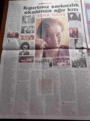 Hürriyet Pazar Gazetesi - 13 Ekim 2002 - Antik Heykellerde Testis Oranını Hesapladı Nobel Ödülünü Kaptı - Polisin Travesti Araştırması - Süreyya Ayhan'ın Menajeri Hermens İlk Kez Konuştu - Büyük Şef Necip Usta ABD'den Türk Mutfağına Sesleniyor - Kediler İyice Bize Benzedi - Ünlü Gazeteciler Mesleğe Nasıl Girdi Nelerle Mücadele Etti Nasıl Şöhret Oldular - Ertuğrul Özkök