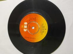 Füsun Önal - Çatla Patla & İnsancıklar - 45'lik