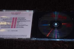 ZEKİ MÜREN - DÜNDEN BUGÜNE 4 (ESKİ BANDROLLÜ) (CD)