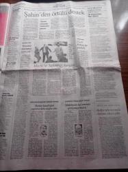 Cumhuriyet Gazetesi - 8 Temmuz 2010 - İspanya Dünya Kupası'nda Puyol'la Finalde - Galatasaray'da Son Transfer Carrrusca- Matematik Köyü'nde Okul - Anayasa Mahkemesi ve HSYK'ye Üye Seçimine İlişkin Maddeler Kısmen İptal Edildi - Cumhuriyet Halk Partisi'nden Baraj Önerisi - Haşim Kılıç - İngiltere Kraliçesi 2. Elizabeth 53 Yıl Sonra Birleşmiş Milletler'de - TV'den Yine Böcek Çıktı