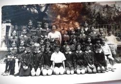 SİYAH BEYAZ FOTOĞRAF 1970'Lİ YILLAR OKUL TEMALI