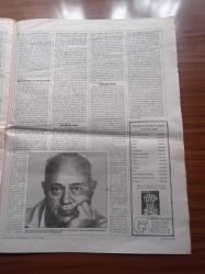 Cumhuriyet Kitap Gazetesi - 5 Şubat 1998 - Sayı 416 - İnsan Sıcaklığında Bir Öykücü Erdal Öz Fotoğrafı - Türey Köse John Berger Ve Susan Sontag'ın Kitabını Değerlendirdi - Yusuf Eradam Yeşim Salman'ın Yeni Şiirlerini Tanıttı Bizlere - Yılmaz Güney - Hasan Bülent Kahraman'la Yahya Kemal Rimbaud'yu Okudu Mu Üzerine Söyleştik