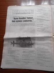 Cumhuriyet Kitap Gazetesi - 5 Şubat 1998 - Sayı 416 - İnsan Sıcaklığında Bir Öykücü Erdal Öz Fotoğrafı - Türey Köse John Berger Ve Susan Sontag'ın Kitabını Değerlendirdi - Yusuf Eradam Yeşim Salman'ın Yeni Şiirlerini Tanıttı Bizlere - Yılmaz Güney - Hasan Bülent Kahraman'la Yahya Kemal Rimbaud'yu Okudu Mu Üzerine Söyleştik