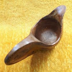 RETRO NORDİK VİKİNG TEKNESİ ŞEKLİNDE EL OYMA AHŞAP DÜĞÜN KUPASI