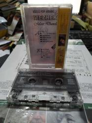 MEZHEKE - SÖZLÜ POP ARABIC 95 - ORİJİNAL ARAPÇA SÖZLÜ MISIR DANSLARI - KASET [kırmızı bandrol]