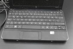 HP COMPAQ MİNİ 110  LAPTOP ATOM İŞLEMCİLİ CALISIYOR DETAYLAR ACIKLAMADA OKUMADAN ALMAYINIZ (CD ODA