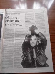 Cumhuriyet Dergi Gazetesi - 22 Aralık 1996 - Sayı 561 - 14 Numara Filmi - Müjde Ar - Selçuk Özer - Sinan Çetin - Brigitte Bardot - Sezen Aksu - Koşulsuz Sevgi Barınağı - Bilgesu Erenus - Genelev Sokağı'nda Bir Pazar Günü- Daniel Day Lewis - Cadılardan Yana Bir Film - Berlin'de Ruhlar Var