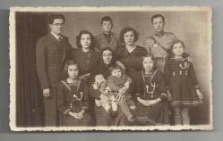 İSTİKLAL MADALYASI HAMİLİ SUBAYIN GENİŞ AİLESİNİN FOTOĞRAFI...