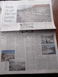 Cumhuriyet Pazar Gazetesi - 9 Ekim 2005 - Sayı 1020 -  Ekşisözlük - Türkiye Komünist Partisi - Harry Potter İle Yüzüklerin Efendisi Savaşı -- Yeni İlişki Biçimlerimiz İnternet Grupları - Mihri Belli Ve Desenleri - Bir Yönetmen İki Oyuncu - Aziz Kedi - Batak Ve Çöl Efes'te Turistik Kente