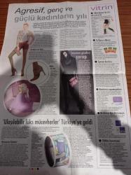 Cumhuriyet Haftasonu Gazetesi - 10 Ekim 2009 - Sayı 176 - Gizem Soysaldı Yaşama Soldan Bakıyorum - Çok Müzikli Müzisyen Engin Gürkey - Altın Portakal'dan Yeni Dalgaya Selam - Nilüfer Açıkalın Zaman Benden İntikam Alıyor - Şebnem Sönmez - Yunuslar Havuzlarda Hiç Mutlu Değil - Hacı Şakir Sabunları 120 Yaşında - Siyahi Seven Tasarımcı Hasuike İstanbul'daydı- Bir Sanatçının Darbeci Olarak Portresi