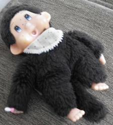BİBERON EMEN PELUŞ MONÇİÇİ BEBEK VİNTAGE OYUNCAK BOY KUYRUK HARİÇ 18 CM