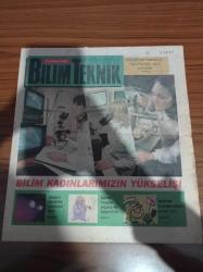 Cumhuriyet Bilim Teknik Gazetesi - 1 Ocak 1994 - Sayı 354 - Arslan Terzioğlu'na Ödül - Akıllı Metal - Uydu Kontrollü Uçuş - Daha Etkili Bir Güneş Hücresi - Kuzeyin Muhteşem Işık Gösterileri -Alzheimer Hastalığı Yeni Fikirler Yeni Umutlar - Bilim Kadınlarımızın Yükselişi - Uzayın Karanlık Yüzünün Sırrı - Sahte İmajlar Sigara Ve Bağımlılık - Ispanak Kolesterolden Zararlı Mı