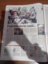 Cumhuriyet Dergi Gazetesi - 19 Mayıs 2002 - Sayı 843 - Mekan Özne Ve Nesne - Santranç'ta 19 Mayıs Turnuvaları - Kemal Derviş - Ceyla Altındiş -Feminist Enternasyonal Ve Yabancı - İsveç Sol Partisi - Sermin Özürküt - İdam Mahkumları - Amerikalı Fotoğrafçı Ken Light- Gençlik Jürisi