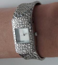 JAPONYA-ÇİN AVON SR626SW MARKA ORİJİNAL HARİKA ANTİK PİLLİ BİLEĞE AYARLANABİLİR KORDON BAYAN KOL SAATİ AKTİF BAKIMLI rrr1a1