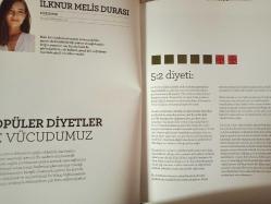 Mutfak Magazin Dergisi - Ağustos 2017 - Asya Steplerinden Sultan Sofralarına Selçuklu Mutfağı - Isparta'da Gül Zamanı - Ferahlatan İçecekler - 101 Anadolu Lezzeti - Profesöründen Mangal Sırları - Sofraların bereket Ayı - Zıtlıklar Kanunu - Türkmen kültürü - Mutfağın Piri Ateşbaz-ı Veli - Ayın Şefi Zeki Açıkgöz - Yemek Tarifleri - Evliya Çelebi'nin Dilinden - 101 Ramazan yemeği - Sevmede Mevlana Gibi Ol - Bağcının yıllık bağ bakımı döngüsü - Kırmızı şehir Bologna ve sosunun hikâyesi -