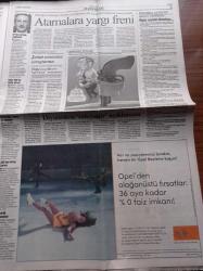 Cumhuriyet Gazetesi - 12 Şubat 2006 - Ulusal Tenisçi İpek Şenoğlu'ndan Çifte Final - Avrupa Salon Atletizm Şampiyonası - Trabzon'da Rahip Santore Cinayeti - Recep Tayyip Erdoğan'dan Protesto Eden Çiftçiye Artistlik Yapma Lan - Kani Yılmaz Öldürüldü - Ünlü Sitar Ustası Ravi Shankar - Başı Açık Kadın Gazeteci Taşladı - Besteci Emre Aracı