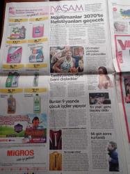 Cumhuriyet Gazetesi - 4 Nisan 2015 - Fenerbahçeli Basketbolcu Lezbiyenim Diye Beni Dışladılar - Eczacıbaşı Ve Vakıfbank'ın Yer Aldığı Şampiyonlar Ligi Dörtlü Finali Başlıyor - Ahmet Davutoğlu Şehit Savcı Mehmet Selim Kiraz'ın Cenaze Törenine Cumhuriyeti Aldırmadı - Özel Güvenlik AKP'nin Eseri - Besteci Söz Yazarı Ve Şarkıcı Kayahan'ı Kaybettik - Berkin Elvan'ı Rahat Bırakın