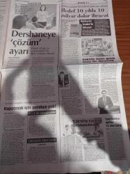 Cumhuriyet Gazetesi - 29 Ocak 2014 - Fenerbahçe Tribünleri Her Yer Taksim Her Yer Direniş - Yolsuzluğun Cezası Taraftara - Milyarlık Arazileri Toplayan TÜRGEV'le İlgili Büyük İddia - 99 Milyon Dolar Rüşvet Parası Mı - Merkez Bankası Pes Etti - Arhavi De HES'e Karşı - Solun Efsane Sesi Pete Seeger'den Veda