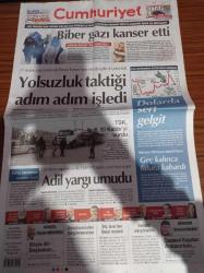 Cumhuriyet Gazetesi - 30 Ocak 2014 - Türkiye Futbol Federasyonu mu Yalan Söylüyor Azeriler Mi - Mehmet İstif Ağzına Sıkılan Biber Gazı Yüzünden Dilini Kaybetti - TSK El Kaide'si Vurdu - 17 Aralık Savcılarına Da Deniz Fenerinde Olduğu Gibi El Çektirildi - Kürtçe Savunmaya Anayasa Vizesi - Dolarda Sert Git Gel