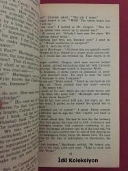 The Satan Bug - Alistair MacLean - Fontana Books - (Şeytan Böceği) - İngilizce Roman