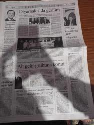 Cumhuriyet Gazetesi - 27 Mart 2009 - 2010 Dünya Kupası Elemelerinde Rakibimiz İspanya - Gol Umudumuz Tuncay Şanlı - Büyük Birlik Partisi Lideri Muhsin Yazıcıoğlu'nun  Önceki Gün Düşen Helikopterinin Enkazına Ulaşılamadı -  Recep Tayyip Erdoğan Muhsin Yazıcıoğlu İçin Göksunda - 12 Eylül Kararına Validen İptal İstemi - Ergenekon'da Yok Yok - Yüzbaşı Olgun Ural'ın Sır İntiharı