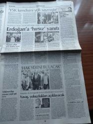 Cumhuriyet Gazetesi - 25 Mayıs 2019 - Fenerbahçe'ye UEFA'dan Kötü Haber - Uçan Süpürge Ödülleri Duayen Kadınların Oldu - Yönetmen Ve Senarist Yavuz Özkan Son Yolculuğuna Uğurlandı - YSK'nin Gerekçesi Çiğnendi - Sandık Tezgahı - CHP Lideri Kemal Kılıçdaroğlu YSK Kendini Yok Saymıştır - Ekrem İmamoğlu'na Sevgi Seli - Recep Tayyip Erdoğan İstanbul Seçimi İçin Camide Hırsızlık Dedi - Mansur Yavaş Yolsuzluk Dosyasını Açıyor - Osman Şanal'a 11 Yıl Ceza