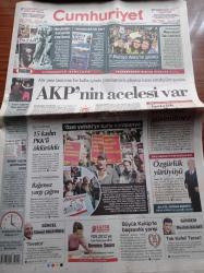 Cumhuriyet Gazetesi - 25 Mart 2012 - Sarı Melekler Finale Uçtu - Fenerbahçe Kadın Taraftar Önünde Alex'le Güldü - AKP'nin Acelesi Var - Özel Yetkili Mahkemeye Karşı Kampanya - Yılın Yapımı Ben Bertolt Brecht - Doğu Perinçek Ve Yurtseverler İçin Özgürlük Yürüyüşü - Sosyalist Enternasyonal
