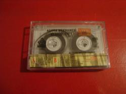 AGORA MEYHANESİ KLASİKLERİ 1 - HAKKI BULUT - BÜLENT ERSOY - GÜLDEN KARABÖCEK - EKREM ÇELEBİ - KAMURAN AKKOR - RAMAZAN ŞANLI-SÜLEYMAN ORUÇ-EMEL-İSMET BAYRAKTAR-KASET