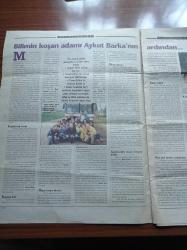 Cumhuriyet Bilim Teknik Gazetesi - 9 Şubat 2002 - Sayı 777 - Bilgi Peşinde Bir Ömür Aykut Barka Fotoğrafı - Boşanma Ve Çocuklar - Antibiyotiklerle Tehlikeli Oyun - Esnemenin Sırları - İp Atlayan Kızlara Övgü - Altın Çocukluktan Bilim Sahtekarlığına - Kokusuna Göre Eş Seçimi - Yeni Otomobiller Zehir Saçıyor - Varisler Ve Kronik Venöz  Yetmezlik