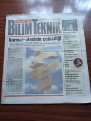 Cumhuriyet Bilim Teknik Gazetesi - 17 Kasım 1990 - Sayı 192 - Menapozda Hormon Ve Alternatif Tedavi - Dudak Okuma Yöntemi - Yunusları Öldüren Virüs Fokları Da Tehdit Ediyor -TÜBİTAK'ın Yeni Başkanı Profesör Kemal Gürüz -Normal Ötesinin Çekiciliği - Su İçinde Doğum Tartışılıyor - Ekosistem Ve Tür Çeşitliliği - Japonların Yeni Bilim Atağı - Bilgi İşlemde Rekor Performans