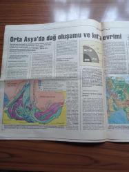 Cumhuriyet Bilim Teknik Gazetesi - 31 Temmuz 1993 - Sayı 332 - Hair Plus Deriye Zarar Veriyor Mu - Biyoteknoloji Ve Türk Tarımı -Apple PC Dünyasına El Attı -Altaylara Türk Yorumu - Celâl Şengör - Orman Yangınlarına Yeni Çözüm - Sinekler Lordu - Yeni Teknolojik Ürünler - Zamanı Kullanmayı Bilmek