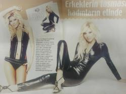 Gala Magazin Dergisi - 30 Temmuz 2006 - Zeynep Mansur - Kıvanç Tatlıtuğ - Azra Akın - Serdar Ortaç - Keremcem - Petek Dinçöz - Bülent Ersoy - Nadide Sultan - Sibel Can - Linet -  Seçkin Piriler - Siren Ertan - Tuğçe Russo - Nurseli İdiz - Aslı Başar - Esin Moralıoğlu - Ceylan Çapa - Ayça Tekindor - Seda Üren - Özkan Uğur - Tuğba Özerk - Bilge Öztürk - Güzide Duran - Ayşe Hatun Önal - Ebru Destan - Serdar Ortaç - Gamze Özçelik - Sanem Çelik - Soner Arıca - Tümer Metin - Esra Eron - Ebru Gündeş - Buket Saygı - Mehmet Ali Erbil - Esra Gürsoy - Sertab Erener - Rahşan Tan - Zeynep Mansur - Cem Kılıç - Hülya Kalyoncu - Azize Taylan - Monik Benardete - Sema Çelebi - Ayşe Beyazıt - Feryal Gülman - Ashley Cole - Hakan Peker - Işın Karaca - Bulmaca Sayfası - Sezar - Haberleri ve fotoğrafları - Tam takım dergi-