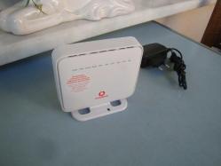 VODAFONE - HUAWEI HG531s ADSL2+ ROUTER 4 PORT 300 Mbps KABLOSUZ MODEM + ADAPTÖR - 2. EL - ÇOK TEMİZ