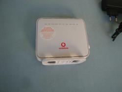 VODAFONE - HUAWEI HG531s ADSL2+ ROUTER 4 PORT 300 Mbps KABLOSUZ MODEM + ADAPTÖR - 2. EL - ÇOK TEMİZ