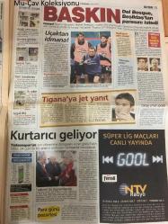 Milliyet Gazetesi, 5 Kasım 2005, Ankara'dan Talat'a Bayram Protestosu, Demirören'e Del Bosque Baskını, Paris Yanıyor, Muhammed Ali, AB Raporunda Azınlık Rötuşü, Madonna, Eric Gerets Gerildi, Galatasaray, Tigana'ya Jet Yanıt, Trabzonspor, Almanya Mangası, Fatih Terim, Kelebek Gibi Uçamıyor, Nostaljik Bayram Hediyesi: Phil Collins, Shakira