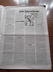 Cumhuriyet Kitap Gazetesi - 15 Mart 2001 - Sayı 578 - Kendini Söyleme Biçimini Yaratmış Bir Şair Ali Asker Barut - Edebiyat Kubizm - Fethi Naci Eleştiri Günlüğü'nde Bu Hafta Ant Dergisi Anılarına Devam Ediyor - M. Salih Polat Theodor Gaster'in Thespis'ini Değerlendirdib- Oğuz Adanır - Cemal Süreya - Ahmet Muhip Dranas - Mina Urgan
