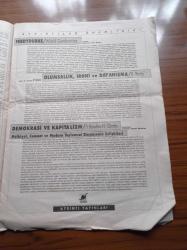 Cumhuriyet Kitap Gazetesi - 18 Ocak 1996 - Sayı 309 - Felsefe Tarihi Üzerine Bir Hit Roman Sofi'nin Dünyası Ve Asıl İşi Felsefe Olan Bir Yazar Jostein Gaarder Fotoğrafı - Berat Günçıkan'dan Gölgenin Kadınları- Ece Türkeli Percy Shelley'nin Yalnızlığın Ruhu'nu Değerlendirdi - Mustafa Günay Ahmet Oktay'ın Popüler Kültür'ünü Değerlendirdi - Güner Demiray Osman Şahin'in Bucaklar'ını Değerlendirdi