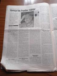 Cumhuriyet Kitap Gazetesi - 18 Ocak 1996 - Sayı 309 - Felsefe Tarihi Üzerine Bir Hit Roman Sofi'nin Dünyası Ve Asıl İşi Felsefe Olan Bir Yazar Jostein Gaarder Fotoğrafı - Berat Günçıkan'dan Gölgenin Kadınları- Ece Türkeli Percy Shelley'nin Yalnızlığın Ruhu'nu Değerlendirdi - Mustafa Günay Ahmet Oktay'ın Popüler Kültür'ünü Değerlendirdi - Güner Demiray Osman Şahin'in Bucaklar'ını Değerlendirdi