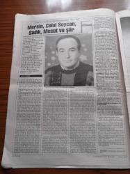 Cumhuriyet Kitap Gazetesi - 10 Ağustos 2000 - Sayı 547 - Çürük Hırçın Ve Gerçeküstücü Ruj Lekesi - Greil Marcus Fotoğrafı - Hürriyet Yaşar Özdemir İnce'nin Yazılarını Biraraya Getiren Yaşasın Cumhuriyet'i Değerlendirdi - Metin Cengiz Celal Soycan'ın Şiirlerini Değerlendirdi - Foti Benlisoy 19. Yüzyıl İstanbul'unda Gayrimüslimler Değerlendirildi - Sabahattin Ali