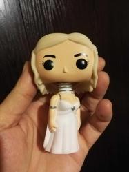 Game of thrones khaleesi figür biblo oyuncak ve metal kabartmalı madalyon anahtarlık koleksiyon dekor hediye nostalji tasarım vintage