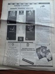 Cumhuriyet Kitap Gazetesi - 18 Ocak 1996 - Sayı 309 - Salman Rüşdi'ye Destek Mektupları - Tanıl Bora - Atatürk Ve Musiki - Doğu Perinçek -Felsefe Tarihi Üzerine Bir Hit Roman Sofi'nin Dünyası Ve Asıl İşi Felsefe Olan Bir Yazar Jostein Gaarder Fotoğrafı - Berat Günçıkan'dan Gölgenin Kadınları- Ece Türkeli Percy Shelley'nin Yalnızlığın Ruhu'nu Değerlendirdi - Mustafa Günay Ahmet Oktay'ın Popüler Kültür'ünü Değerlendirdi - Güner Demiray Osman Şahin'in Bucaklar'ını Değerlendirdi