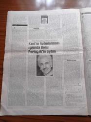 Cumhuriyet Kitap Gazetesi - 6 Haziran 1996 - Sayı 329 - Avcının İzini Süren Bir Şair Abdulkadir Budak Fotoğrafı - Fatma Oran Renoir Renoir'ı Anlatıyor'u Değerlendirdi - Baki Asiltürk Okuma Defteri'ni Değerlendirdi -  Gözün Kahverengi Suyu - Ali Akay Doğu Perinçek'in Aydın Ve Kültür'ünü Değerlendirdi