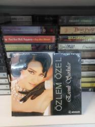 Özlem Özel - Esenli Şarkılar - Cd -