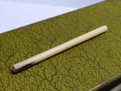 KLM2----ESKİ SERT PLASTİK DİVİT KALEM