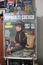 Yumurcak Köprüaltı Çocuğu (1970) filmi afişi - Cüneyt Arkın - Filiz Akın - İlker İnanoğlu